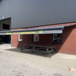 groot vrijdragend knikarmscherm balero xl in breklenkamp